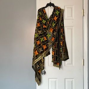 Beautiful phulkari Dupatta/chunni
